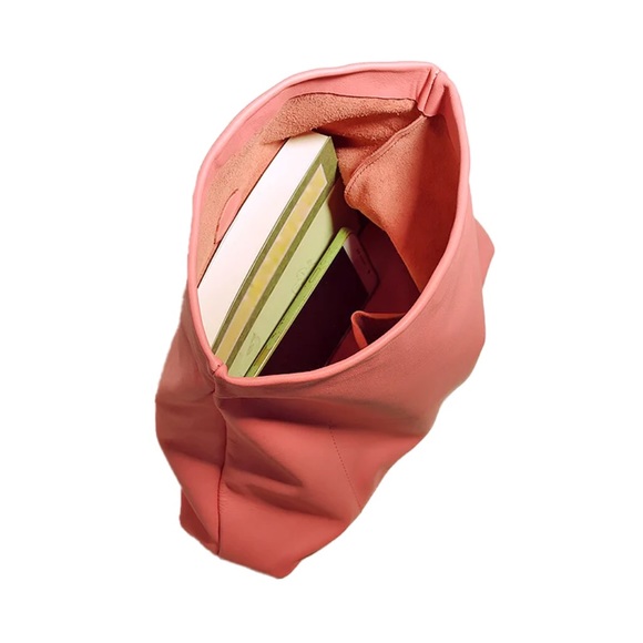 NWT pink leather clutch - Picture 2 of 4